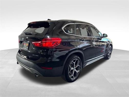 Black 2018 BMW X1 xDrive28i