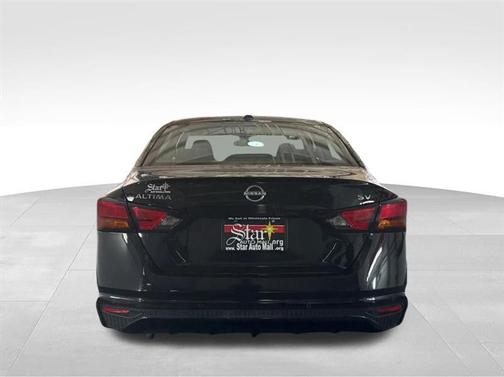 Black 2024 Nissan Altima 2.5 SV