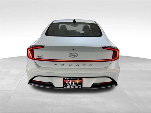 2021 Hyundai SONATA SE