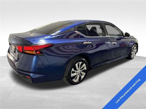 2022 Nissan Altima 2.5 S