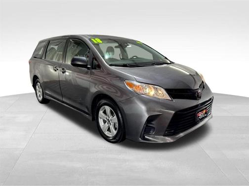 2018 Toyota Sienna L
