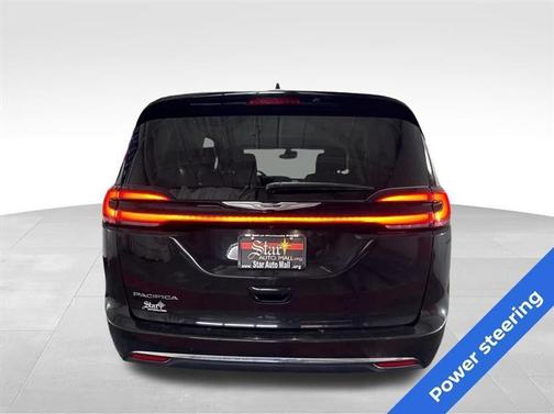 2022 Chrysler Pacifica Touring-L