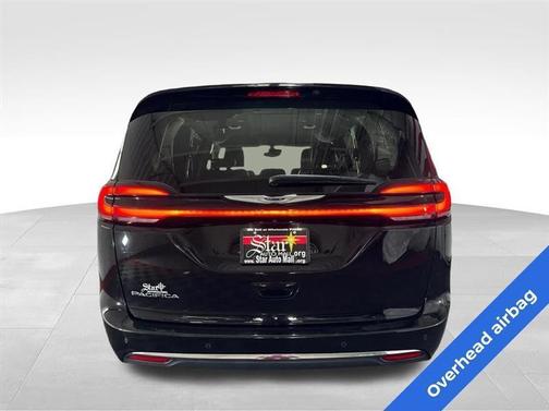 2024 Chrysler Pacifica Touring-L