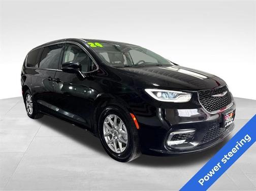 2024 Chrysler Pacifica Touring-L