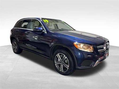 2019 Mercedes-Benz GLC 300 Base 4MATIC