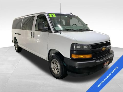 2022 Chevrolet Express 3500 LS