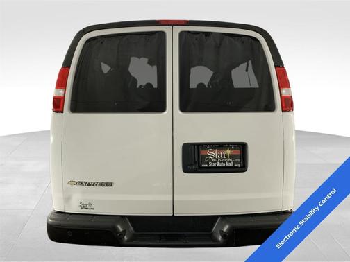 2022 Chevrolet Express 3500 LS