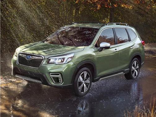 Ice Silver Metallic 2019 Subaru Forester Premium