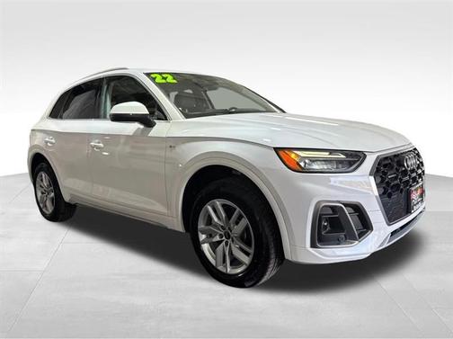 Ibis White 2022 Audi Q5 45 S line quattro Premium