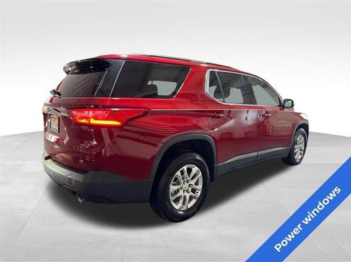 2021 Chevrolet Traverse LT Cloth