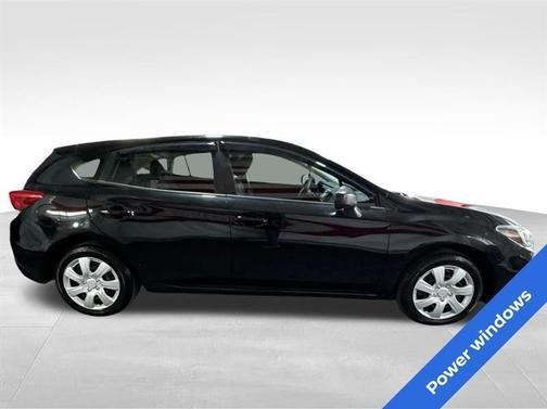Crystal Black Silica 2019 Subaru Impreza 2.0i