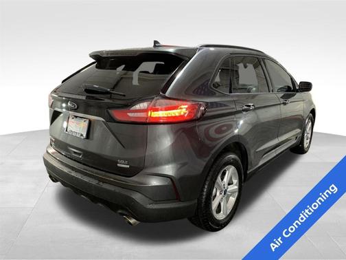 2020 Ford Edge SE