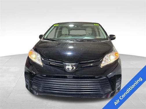 Black 2020 Toyota Sienna L
