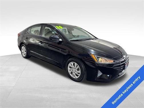 2020 Hyundai ELANTRA SE