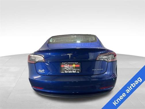 Blue 2018 Tesla Model 3 Long Range