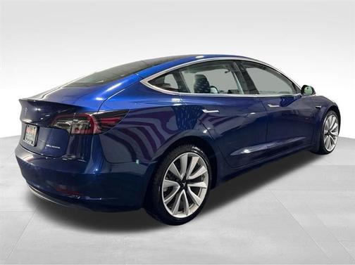 2018 Tesla Model 3 Long Range