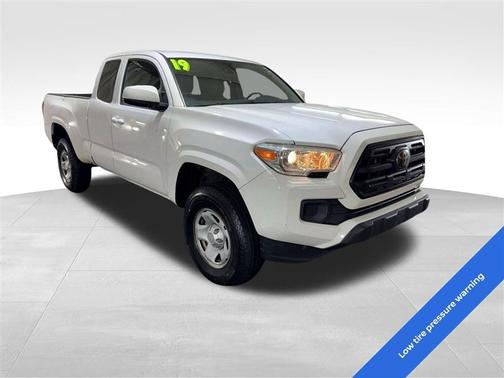 2019 Toyota Tacoma SR