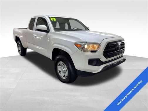 2019 Toyota Tacoma SR