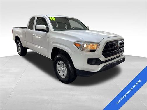 2019 Toyota Tacoma SR