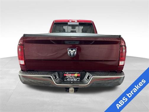 2018 RAM 1500 SLT