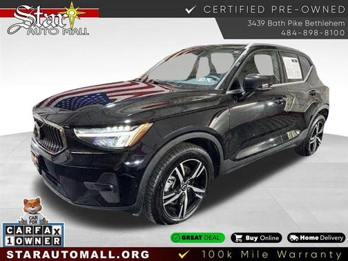 2023 Volvo XC40 B5 Plus Bright Theme