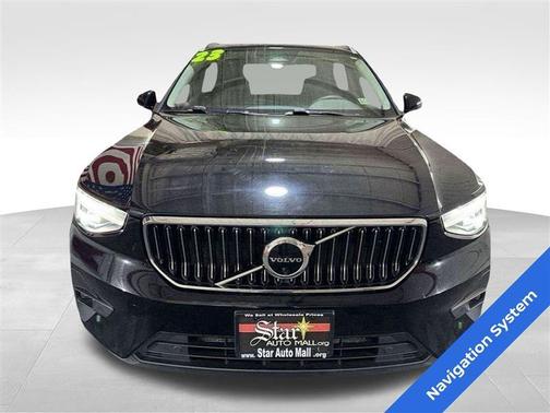 2023 Volvo XC40 B5 Plus Bright Theme