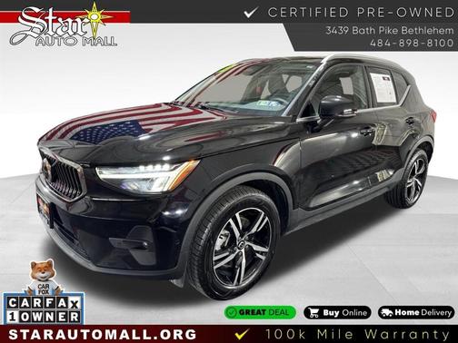 2023 Volvo XC40 B5 Plus Bright Theme