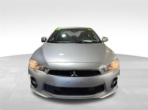 2016 Mitsubishi Lancer ES