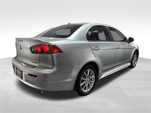 2016 Mitsubishi Lancer ES