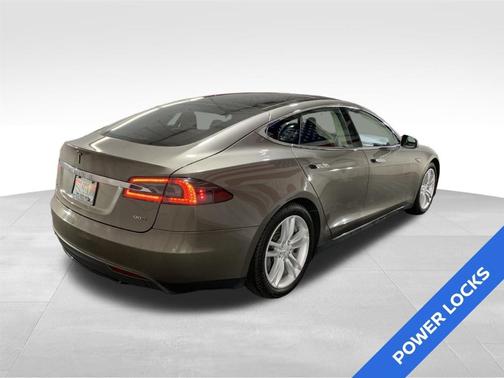 2015 Tesla Model S 85D