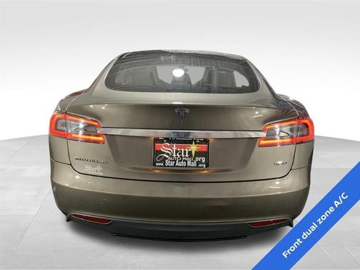 2015 Tesla Model S 85D