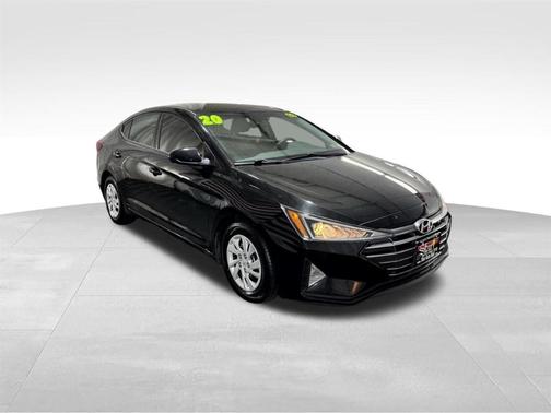 2020 Hyundai ELANTRA SE