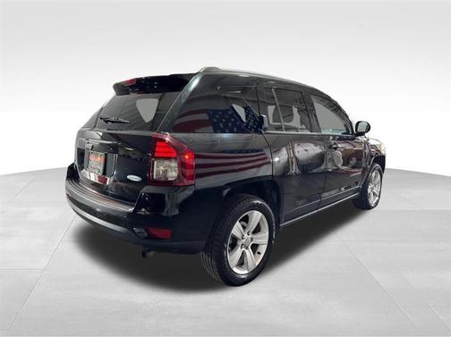 Black 2016 Jeep Compass Latitude
