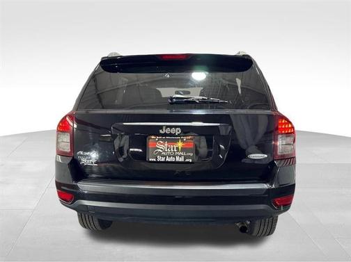 Black 2016 Jeep Compass Latitude
