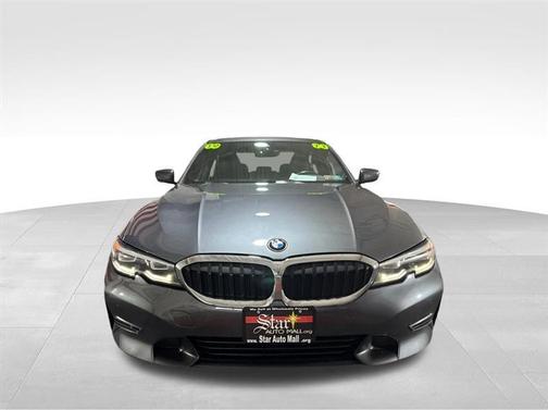 2019 BMW 330 i xDrive