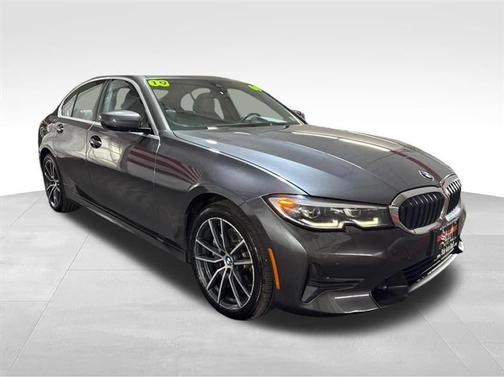 2019 BMW 330 i xDrive