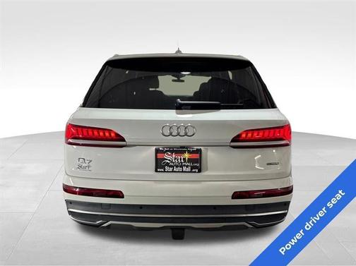 Carrara White 2021 Audi Q7 45 Premium