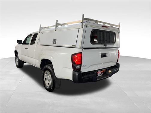 2018 Toyota Tacoma SR