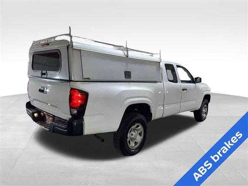 2018 Toyota Tacoma SR