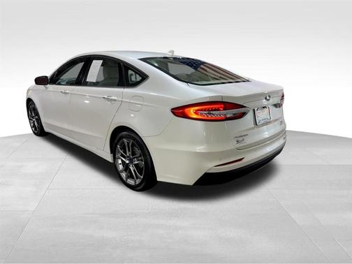 2020 Ford Fusion SEL