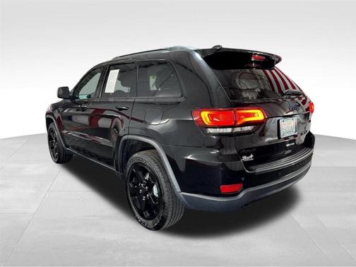 2019 Jeep Grand Cherokee Laredo
