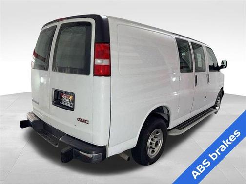 2023 GMC Savana 2500 Work Van