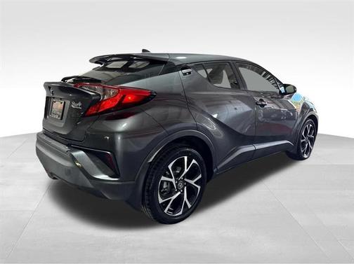 Gray 2018 Toyota C-HR XLE Premium