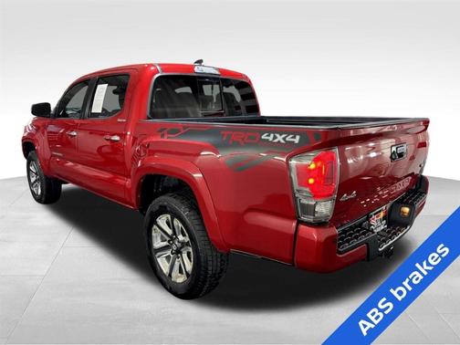 2017 Toyota Tacoma Limited