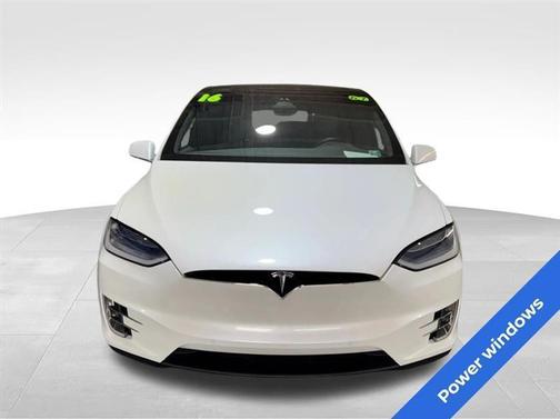 White 2016 Tesla Model X 90D