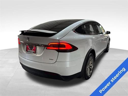 White 2016 Tesla Model X 90D