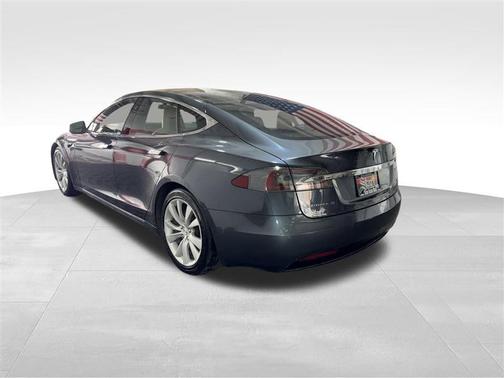 2016 Tesla Model S 90D