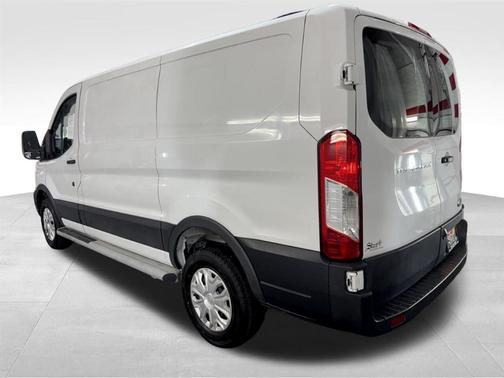 2023 Ford Transit-250 T-250 130 LOW RF 9070 GVWR