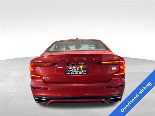 2022 Volvo S60 Recharge Plug-In Hybrid T8 R-Design Expression Extended Range