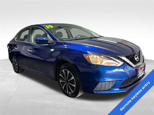Deep Blue Pearl 2019 Nissan Sentra S